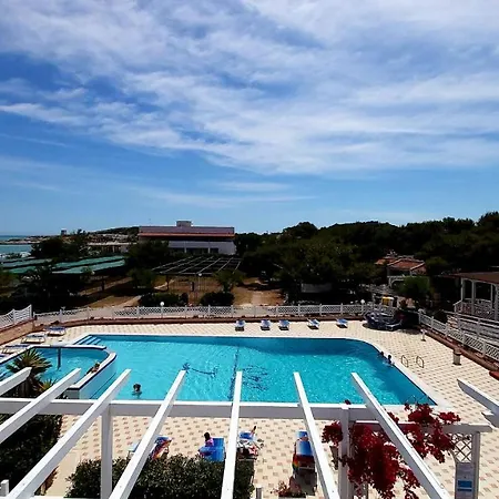 Villaggio Oasi Vakantiepark *